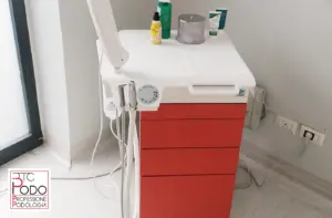 Riunito podologico Colibrì 40A